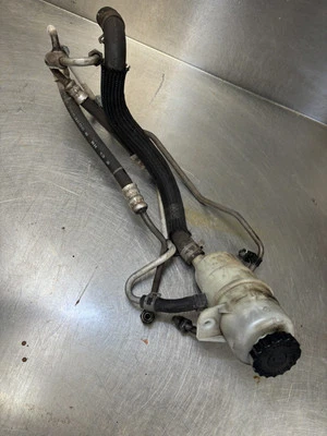 2012-2018 Jeep Wrangler JK 3.6L Power Steering Lines And Resurvour - Image 1 of 4