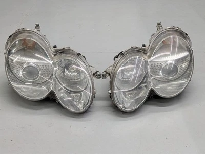 Juego de faros bi-xenón Mercedes R230 SL500 SL550 SL55 2003-08 Foto 1 de 4