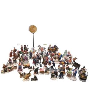 Lemax Weihnachtsdorf Personen & Figuren ~46 Teile Holiday Table Akzente LESEN - Bild 1 von 18