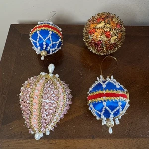 4 Vintage Beaded Satin Sequin Beaded Christmas Ornaments Push Pin Handmade - Picture 1 of 14