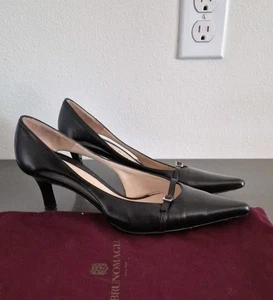 Zapatos de tacón bajo de cuero negro Bruno Magli talla 37,5/7,5 - Imagen 1 de 8