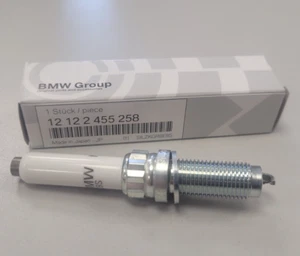 Genuine BMW Spark Plug 1 2 3 4 5 6 7 8 Series X1 X3 X4 X5 X6 X7 Z4 - 12122455258 - Picture 1 of 1