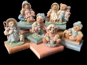 Cherished Teddies CRT013 Priscilla Hillman Nursery Rhyme Book Stand & 6 Figurine - Picture 1 of 9