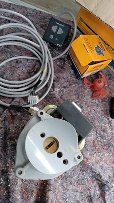 Vetus Bugstrahlruder Motor Bow25 kgf25 Thruster Panel BSPE2 Steuerkabel Schraube - Bild 1 von 4