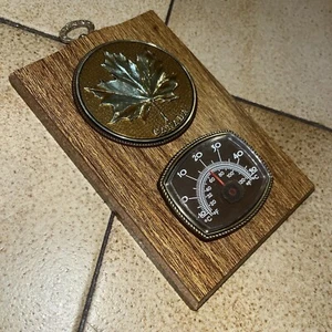 Termómetro placa de pared Canadá hoja de arce, madera, 6”x4” funciona muy bien marrón Celsius - Imagen 1 de 8