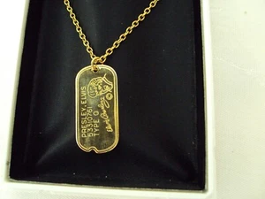 RAR! MIT BOX Vintage Elvis Presley goldfarbene Erkennungsmarke Anhänger Halskette mit BOX ## - Bild 1 von 4