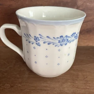 Renaissance 290 Arcadia Blue Floral Coffee/Tea Vintage Cup - Picture 1 of 6