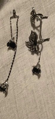 Pendientes perforados Alexander McQueen auténticos de orquídea de cristal plateado Foto 1 de 4