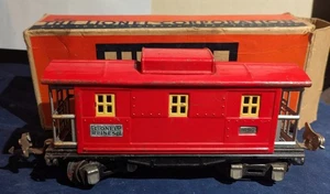 Lionel O Gauge #657 Prewar Tin-Plate red Caboose w/ Original Box VG Condition - Picture 1 of 9