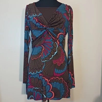 Mini Vestido Bisou Bisou Marrón Floral Estampado Hippie Manga Larga Twist Front M Foto 1 de 4