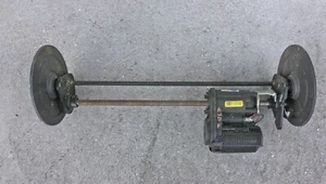 Ryobi 40 V Allradmäher RY401021 Vorderachse & Antriebsmotor kostenloser US-Versand - Bild 1 von 5