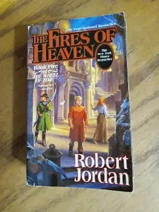 The Fires Of Heaven von Robert Jordan Taschenbuch Das Rad der Zeit #5 beschädigt - Bild 1 von 5