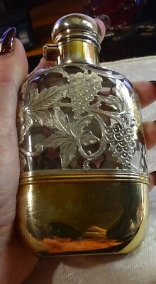 Antiguo frasco y taza de whisky Alvin Sterling & Glass de 5 1/4" x 3" 3/16 pintas Foto 1 de 4