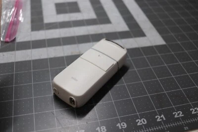 Recortadora de pelo/afeitadora portátil vintage Braun 5666 blanca dama elegancia 120 V/240 V Foto 1 de 2