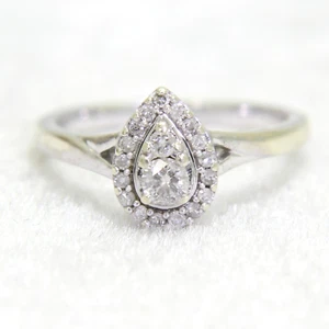 Impresionante anillo de oro blanco de 9 quilates con racimo de peras de diamantes de 0,20 quilates talla i ~ 4 1/2 - Imagen 1 de 9