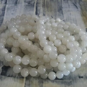 Natural Moonstone 8mm, Grade AB, Approx 49pce 1mm hole Free postage. Oz. - Picture 1 of 3