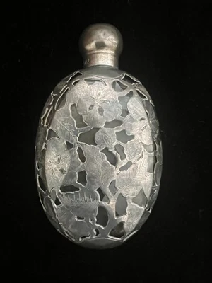 Antiguo frasco Art Nouveau vajilla americana de vidrio transparente superposición de plata Foto 1 de 4