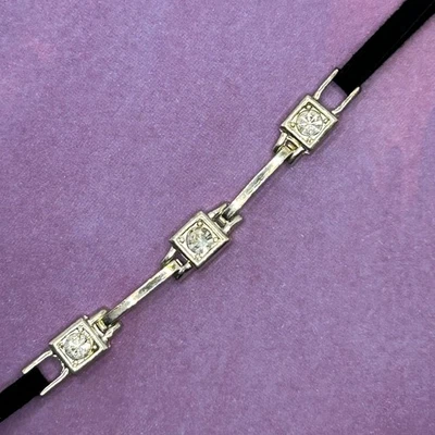Womens Black Velvet Choker Necklace Rhinestone Silver Tone Chain Extender - Image 1 of 4