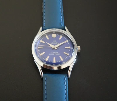 Vintage Swiss Roamer Design Hand-wind With 17 - Jewel  Men's Wrist Watch - Image 1 of 4