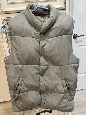 Zara Women Puffer Vest Size Small  - Image 1 of 4