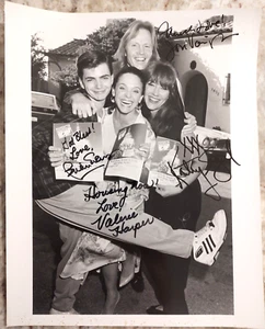 Valerie Harper Jon Voight Katey Sagal Signed Photo 8x10 March For Housing 1989 - Picture 1 of 4