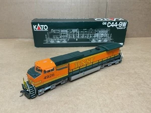 KATO HO SCALE DIESEL LOCOMOTIVE C44-9W DASH 9 BNSF ORANGE & GREEN DCC SOUND NICE - Picture 1 of 14
