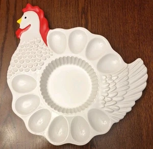 Plato para servir huevos diabólicos en forma de gallina de pollo Teleflora  - Imagen 1 de 18
