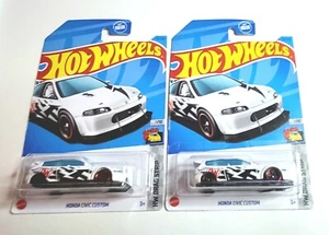 2 Hot Wheels Honda Civic Custom HW tira de arrastre blanco negro 2023 coche de arrastre - Imagen 1 de 7