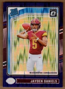 Ammortizzatore Donruss Optic Viola 2024 #248 Jayden Daniels RR - Foto 1 di 2