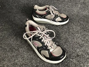 Skechers Shape Ups Womens 9.5 Walking Toning Shoe Sneakers 11806 Gray Pink EUC - Picture 1 of 8