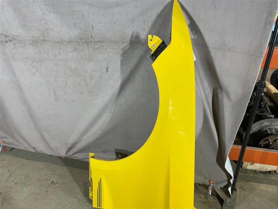 二手前左挡泥板 适合:2017 福特野马底座 V6 L. 左前 A 级 — 第 1/4 张图片