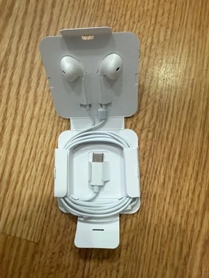 Auriculares Apple EarPods - Auriculares con cable USB-C para iPhone 15, 16, 17 Pro, Max Foto 1 de 4