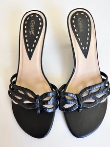 Carlos Santana 2 ¾” Kitten Heel Thong Casual Sandals Black Sz 8 ½” M Leather - Picture 1 of 11