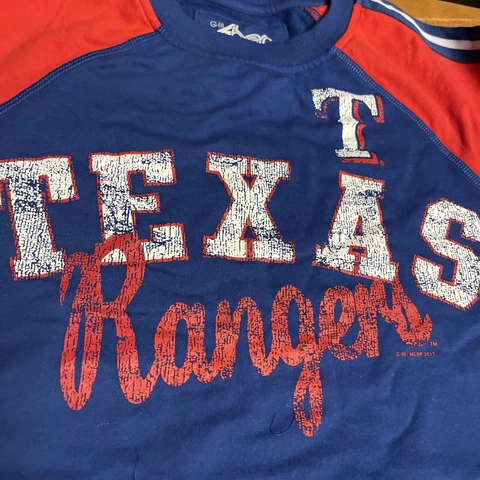 MLB Texas Rangers Womens Carl Banks Pullover Sweater Small Cover