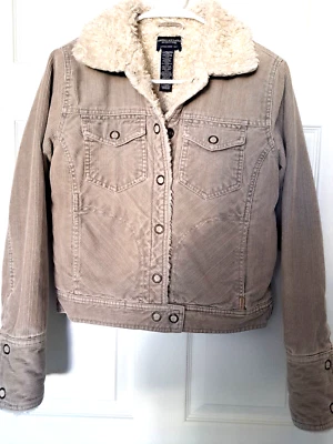 Женская стеганая куртка шерпа American Eagle Outfitters кремовый вельвет с подкладкой размер Small - Изображение 1 из 3