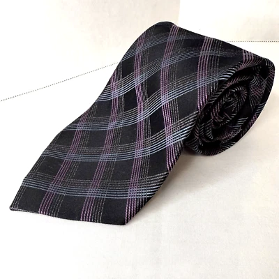 Claiborne 100% Imported Silk Hand Made Men's Necktie Vintage Black - Image 1 of 4