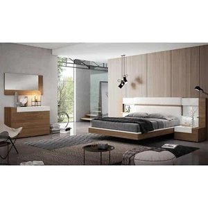 Mar Modern 5 Piece King Size Bedroom Set in Walnut/White - Picture 1 of 7