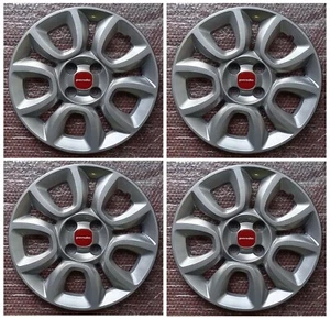 FIAT PANDA 2012 KIT 4 COPRICERCHI COPPA RUOTA borchie 15"( anche 4x4) - Foto 1 di 3