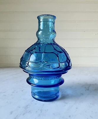 Botella extintora de incendios vintage Wheaton Glass azul con patrón de panal Foto 1 de 4