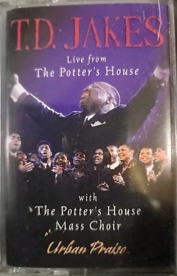TDJAKES LIVE THE POTTER'S HOUSE  .. URBAN PRAISE  - Image 1 of 4
