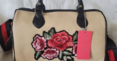 (全新)VIETA PETAL 刺绣波士顿米色包 EB1441 — 第 1/4 张图片