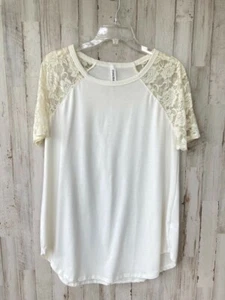 Blusa Top Túnica Zenana Premium Blanca Marfil Crema Encaje Manga Corta Talla Med Usada en Excelente Condición - Imagen 1 de 8