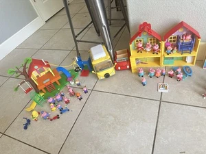 Peppa Pig Friends Lot Figures House Tree House Swing Camper Van Red Car Park - Picture 1 of 12