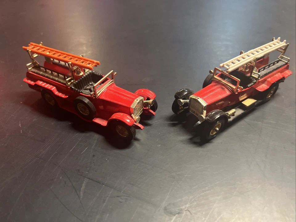 (2) Matchbox Lesney 1935 Auburn 851 Speedster Y-19 England 1979 With Rare Ladder - Image 1 of 4