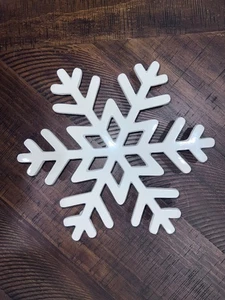 New NIB Set Of 2 CRATE & BARREL Metal White Snowflake Trivets Holidays Christmas - Picture 1 of 5