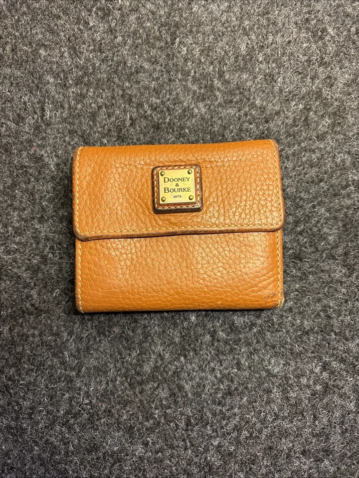 Vintage Dooney and Bourke brown pebble leather small wallet - Image 1 of 4