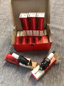 MOTORCRAFT BF32 SPARK PLUG == Ford———Box of 10 - Picture 1 of 5