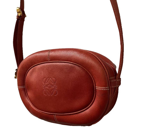 Borsa a tracolla Loewe Anagram in pelle rossa usata