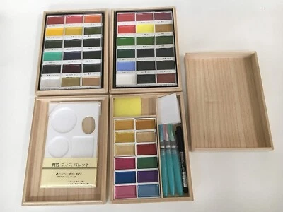 Kuretake Gansai Watercolor 48colors Set w/ 3 Brush pen & Pallet Paulownia box - Image 1 of 3
