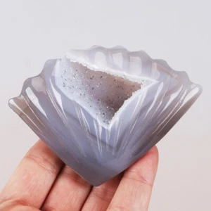 3.9" Natural Geode Agate Quartz Crystal Hand Carved Ocean Shell Carving 182g - Picture 1 of 8
